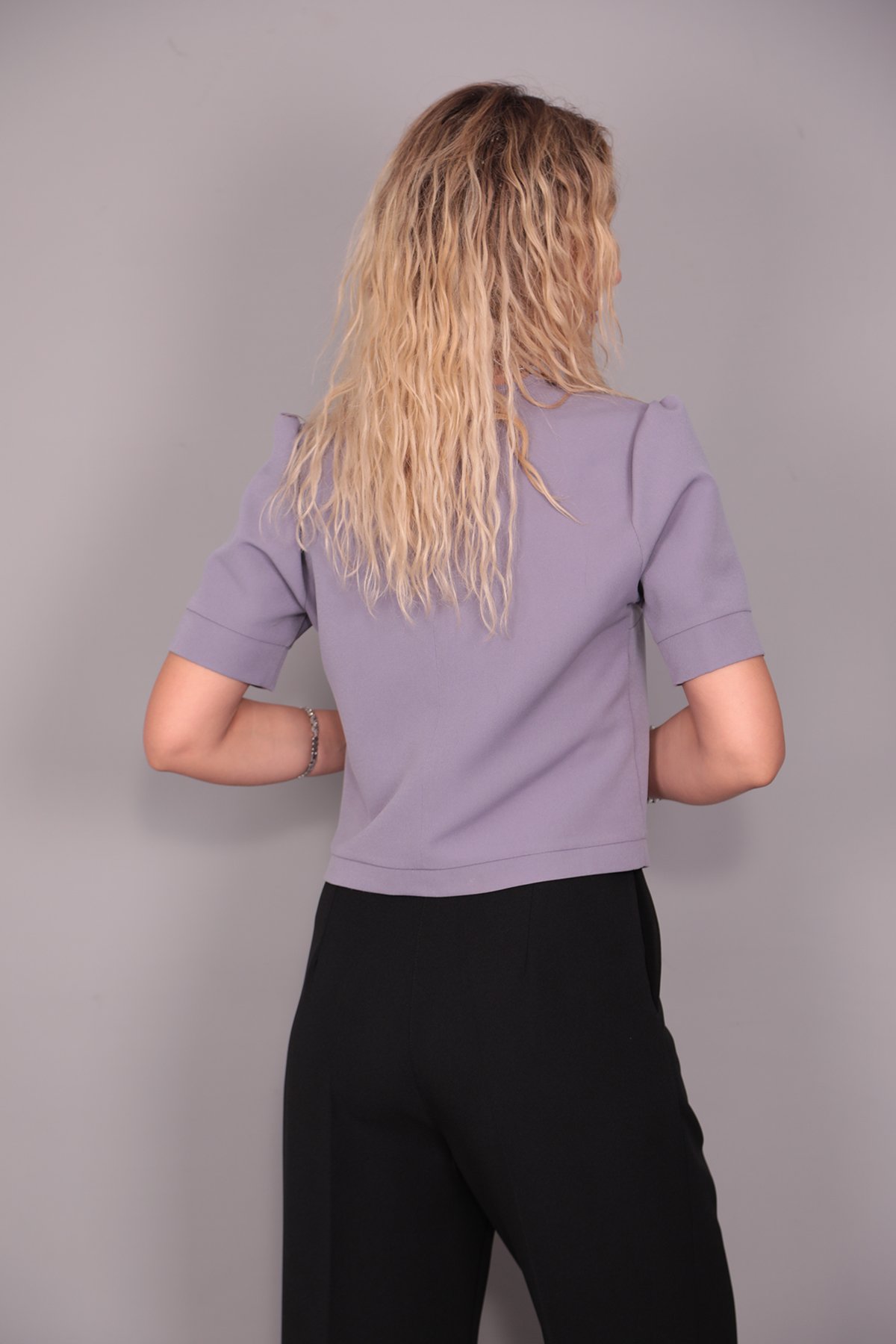 Kayık Yaka Kısa Kol Bluz-Antrasit Önder Özsoy 3507100 Bluz