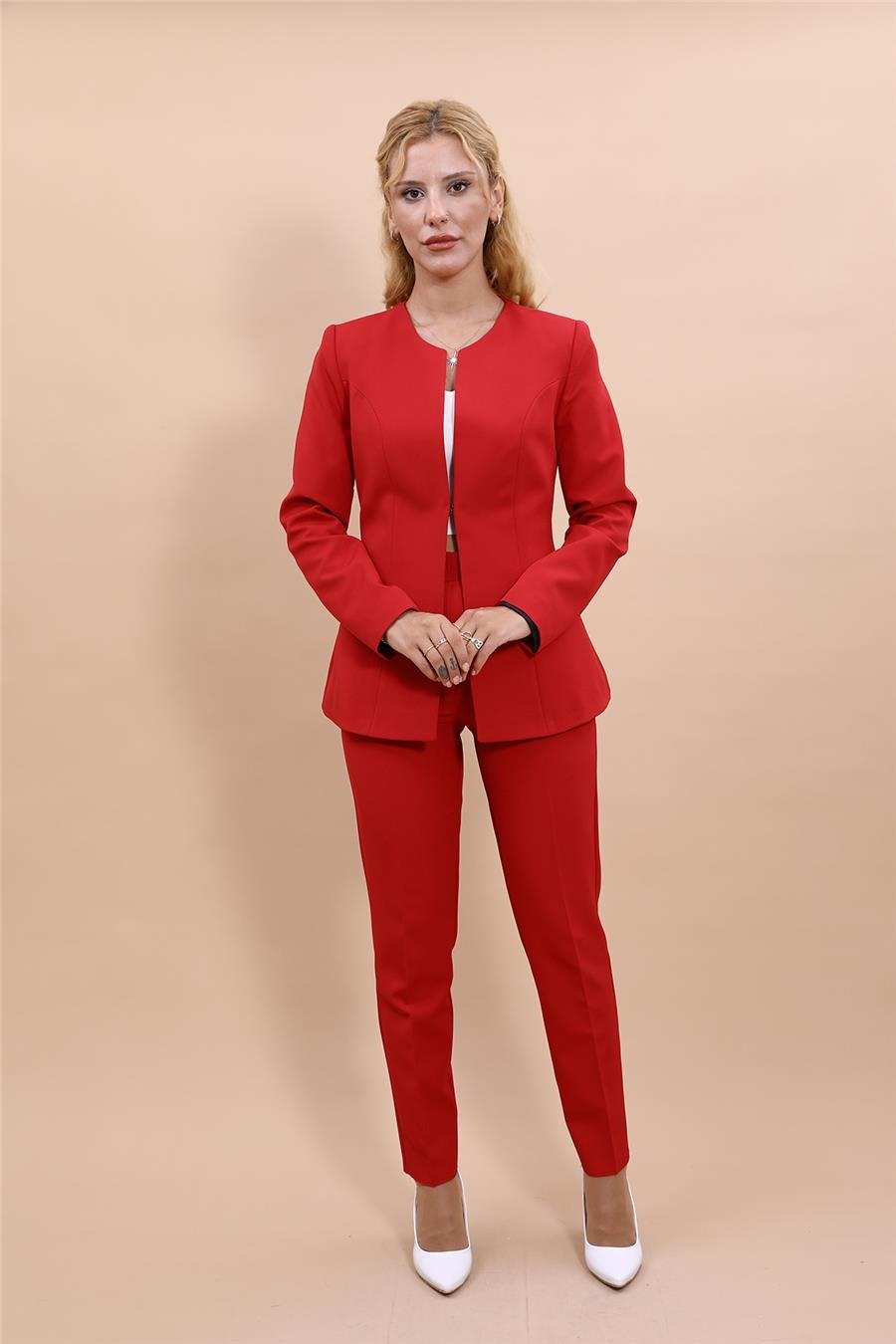 Oval Yaka Yandan Kuplu Klasik Ceket & Dar Paça Pantolon-Kırmızı Önder Özsoy 1043510 Oval Yaka Uzun Ceket & Boru Paça Pantolon Takım