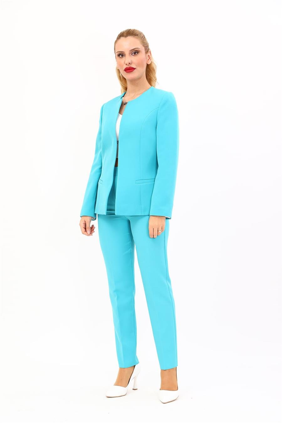 Oval Yaka Yandan Kuplu Klasik Ceket & Dar Paça Pantolon-Turkuaz Önder Özsoy 1043510 Oval Yaka Uzun Ceket & Boru Paça Pantolon Takım