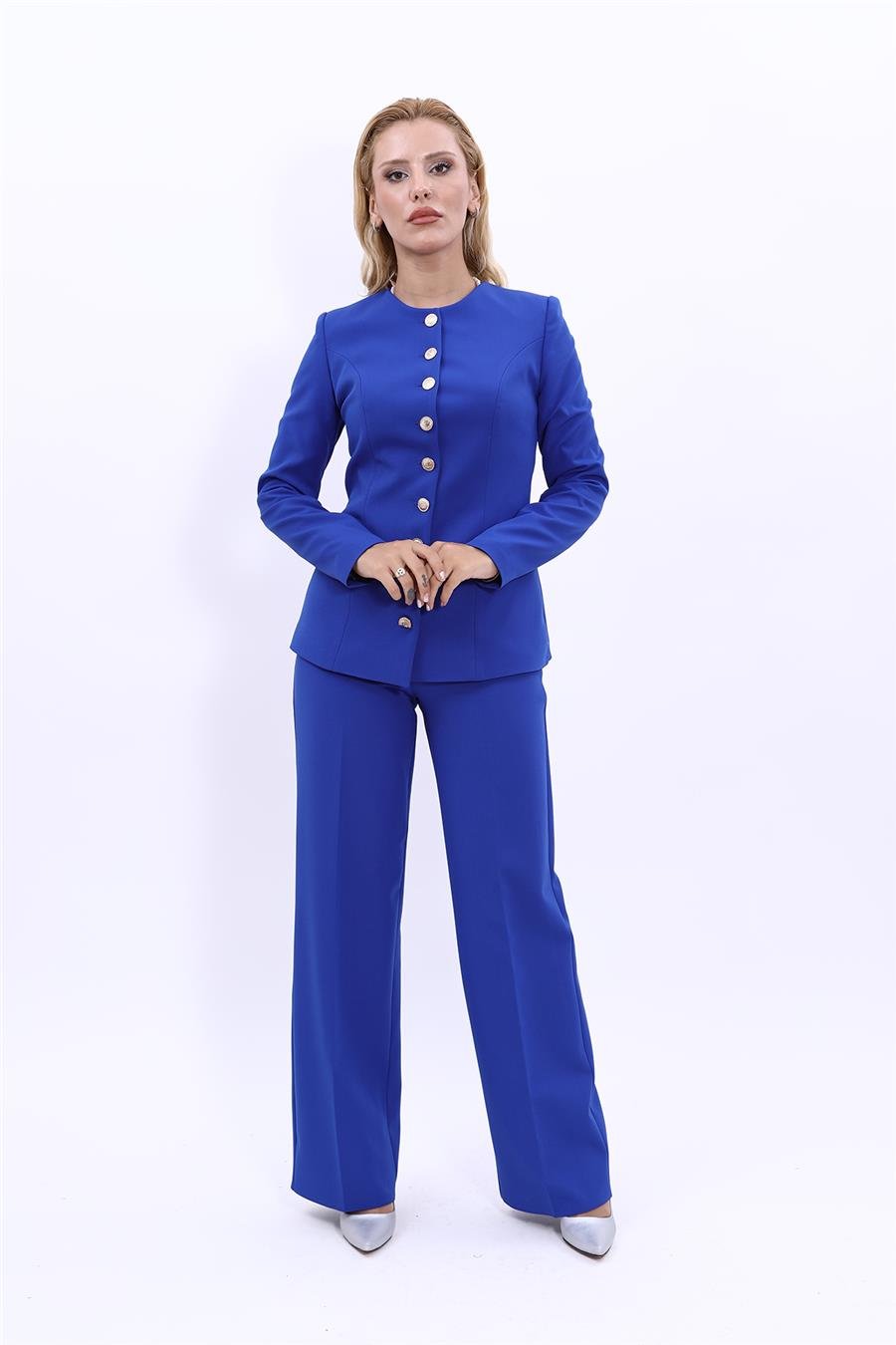 Sıfır Yaka Boydan Düğmeli Ceket & Bol Paça Pantolon-Saks Önder Özsoy 1064520 Boydan Düğmeli Kemerli Ceket  & Bol Paça Pantolon Takım