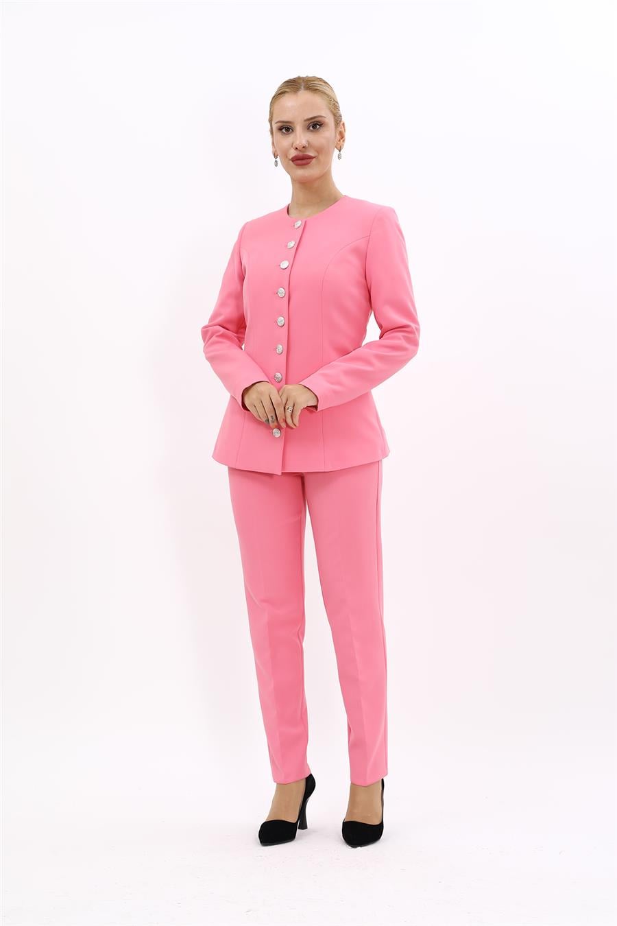 Sıfır Yaka Boydan Düğmeli Ceket & Dar Paça Pantolon-Pembe Önder Özsoy 1064510 Boydan Düğmeli Kemerli Ceket  & Boru Paça Pantolon Takım