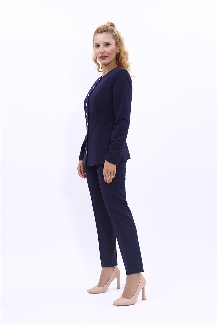 Sıfır Yaka Boydan Düğmeli Ceket & Dar Paça Pantolon-Lacivert Önder Özsoy 1064510 Boydan Düğmeli Kemerli Ceket  & Boru Paça Pantolon Takım