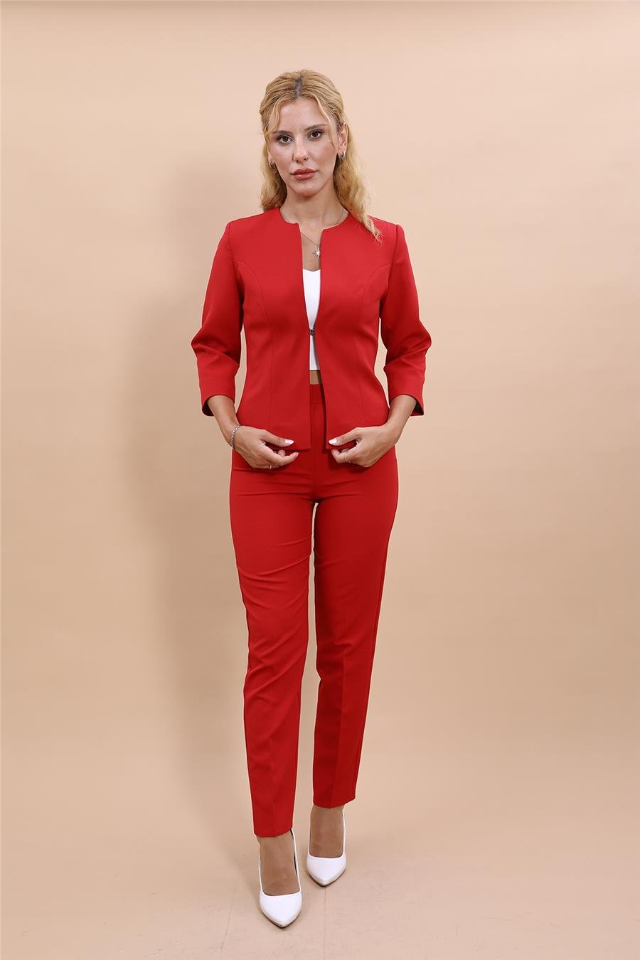 Sıfır Yaka Düz Kısa Ceket &  Dar Paça Pantolon-Kırmızı Önder Özsoy 1015510 Oval Yaka Kısa Ceket & Boru Paça Pantolon Takım