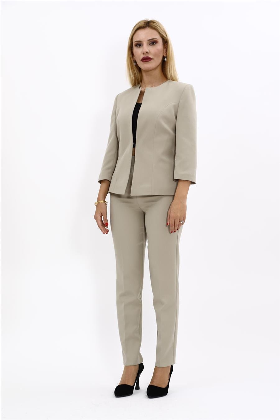 Sıfır Yaka Düz Kısa Ceket &  Dar Paça Pantolon-Bambu Önder Özsoy 1015510 Oval Yaka Kısa Ceket & Boru Paça Pantolon Takım