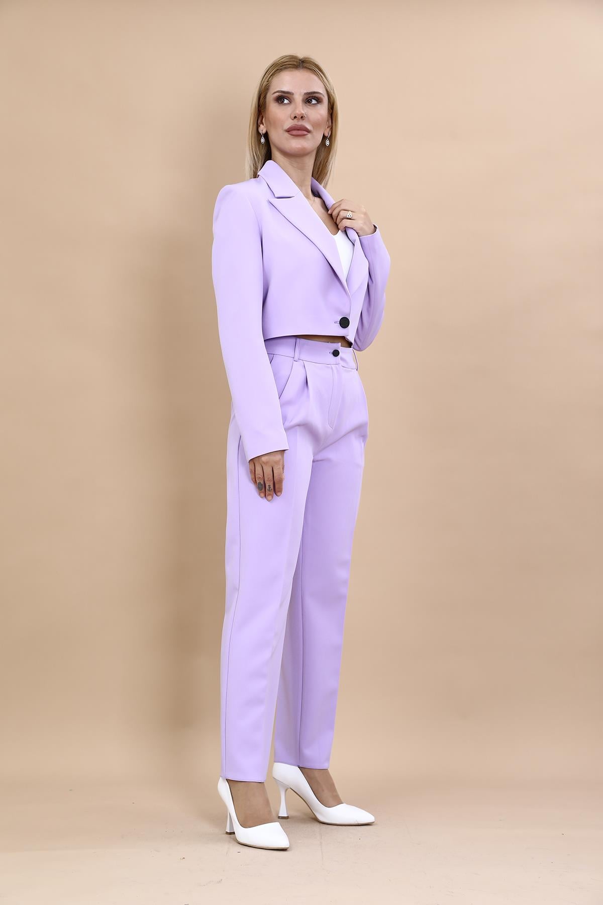 Tek Düğme Mini Ceket &  Pileli Boru Paça Pantolon Takım-Menekşe Önder Özsoy 1073503 Tek Düğme Mini Ceket &  Pileli Boru Paça Pantolon Takım