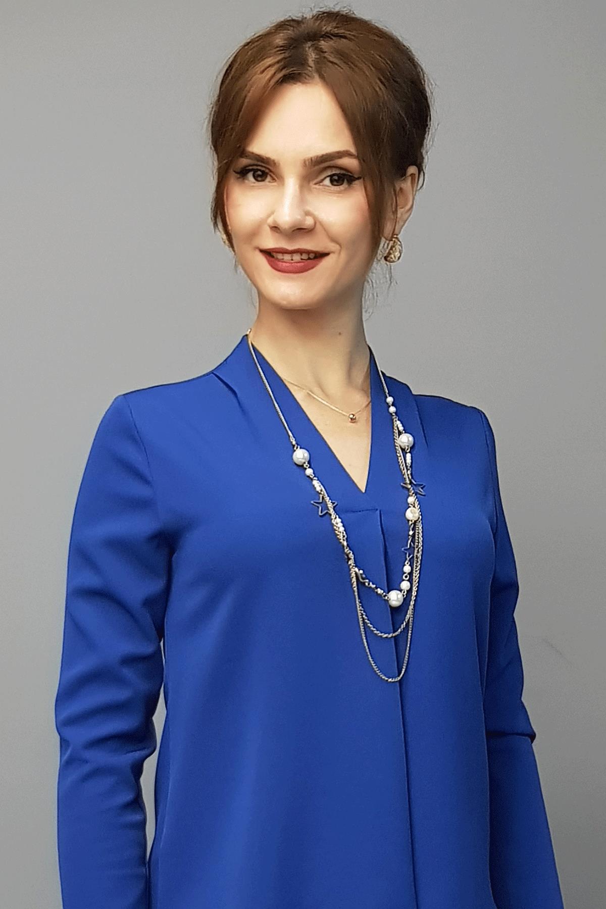 V Yaka Omuz Pileli Uzun Kol Bluz-İndigo Önder Özsoy 3502100 V Yaka Omuz Pileli Uzun Kol Bluz