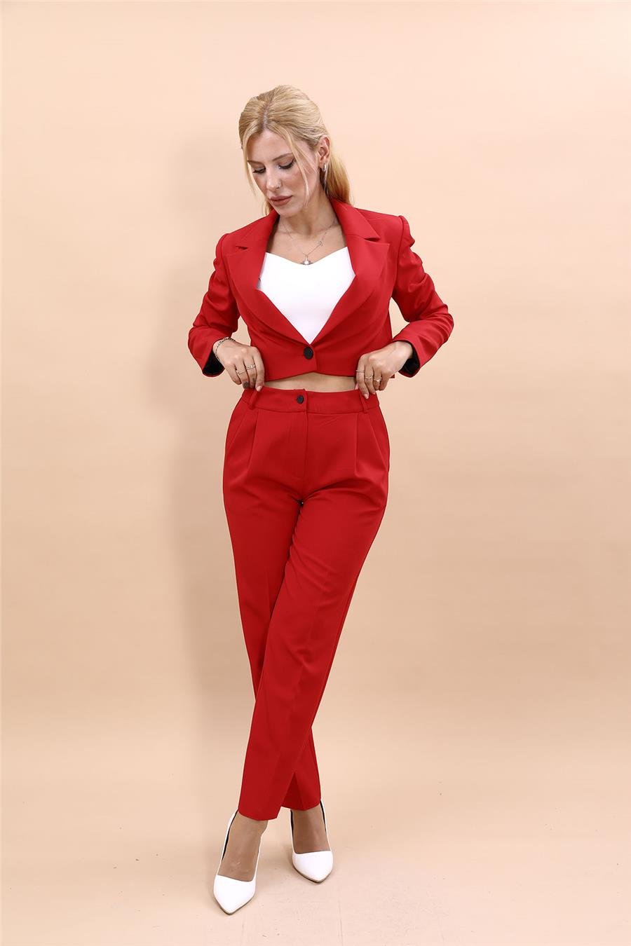 Yakalı Mini Ceket & Cepli Pileli Dar Paça Pantolon Kadın Takım Elbise-Kırmızı Önder Özsoy 1173503 Pantolon Ceket Takım