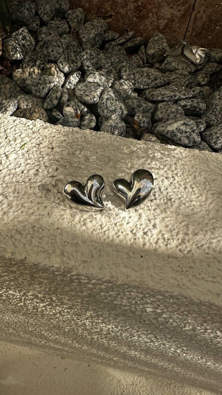 Asimetrik Tombul Kalp Küpe