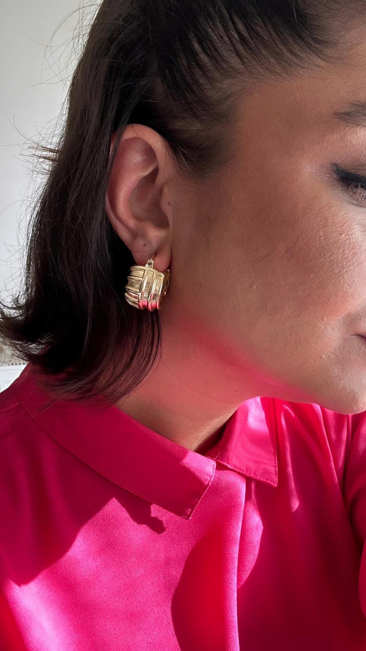 Desen Detay Kalın Halka Küpe