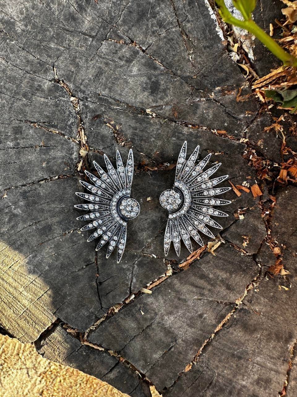 Etnik Çiçek Desen Küpe