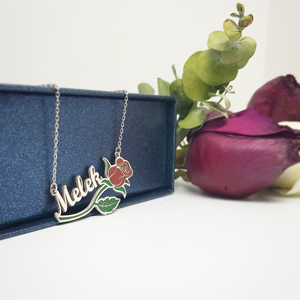 GÜL MOTİFLİ İSİMLİ GÜMÜŞ KOLYE