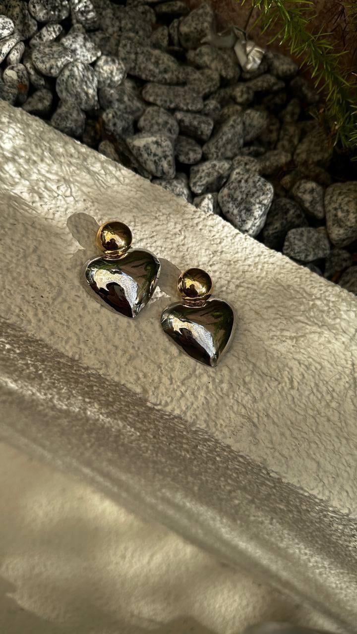 İki Renkli Topçuk Detay Kalp Küpe