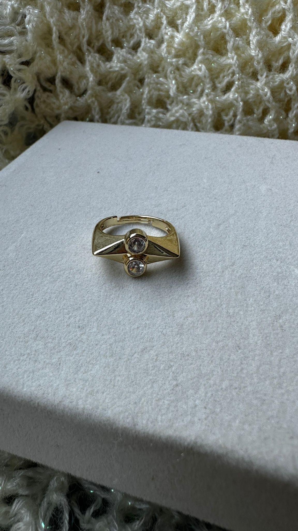 İki Taşlı Geometrik Yüzük