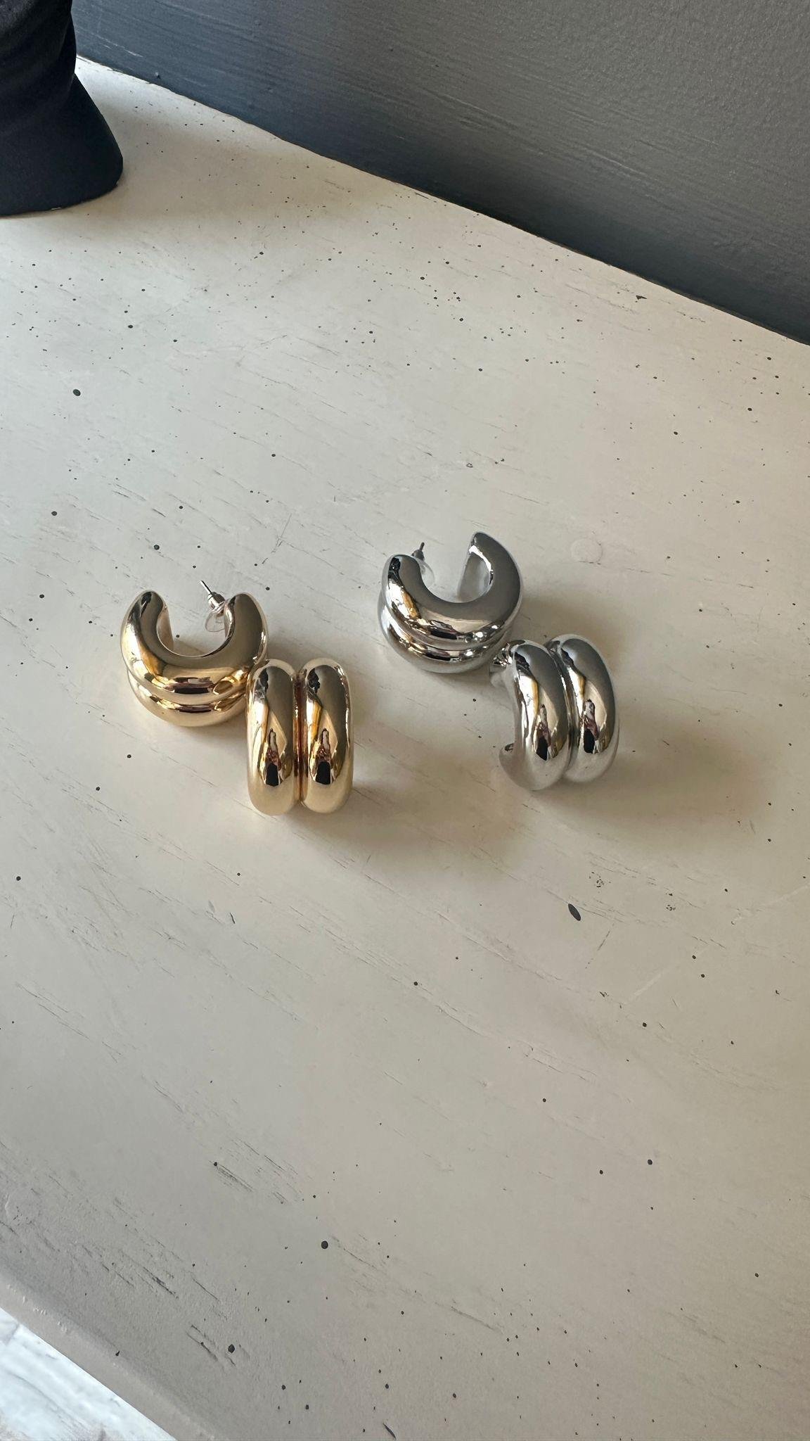 İkili Bombeli Halka ByFuly Küpe