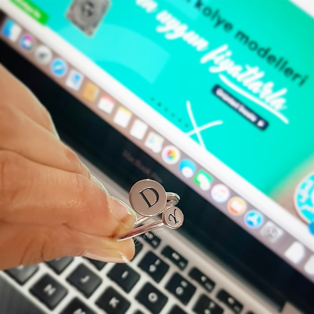 İkili Çember Sarmal Harfli Gümüş Yüzük