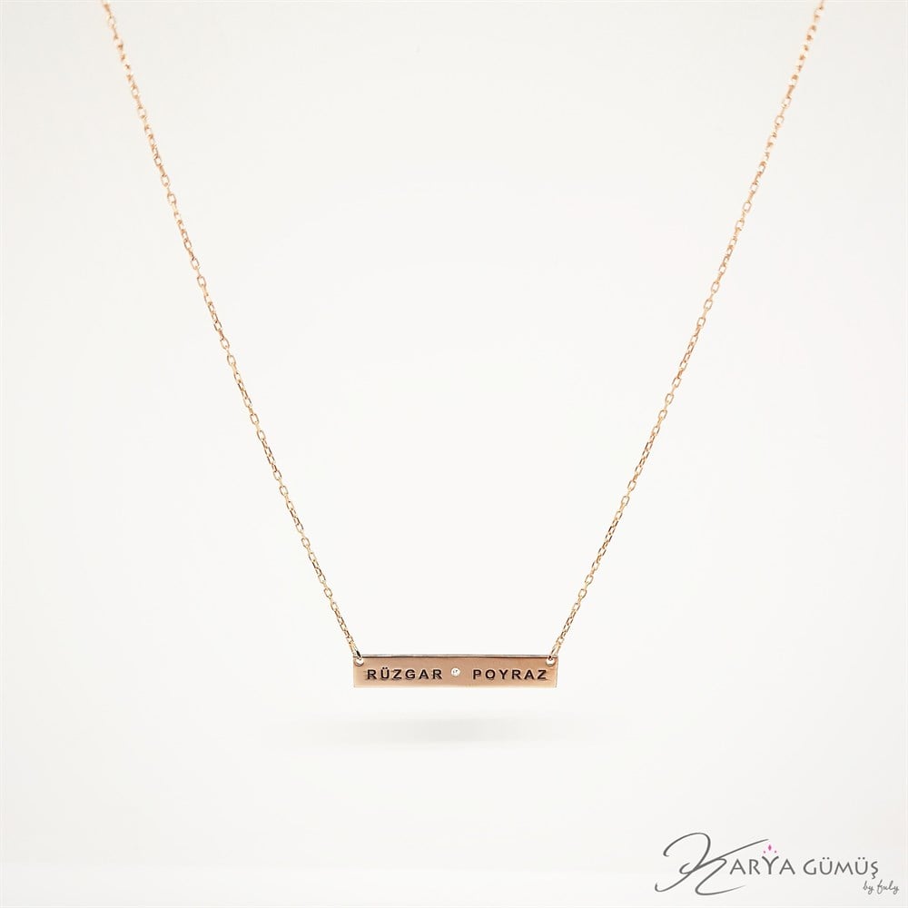 İNCE YATAY ÇUBUK İSİMLİ GÜMÜŞ KOLYE