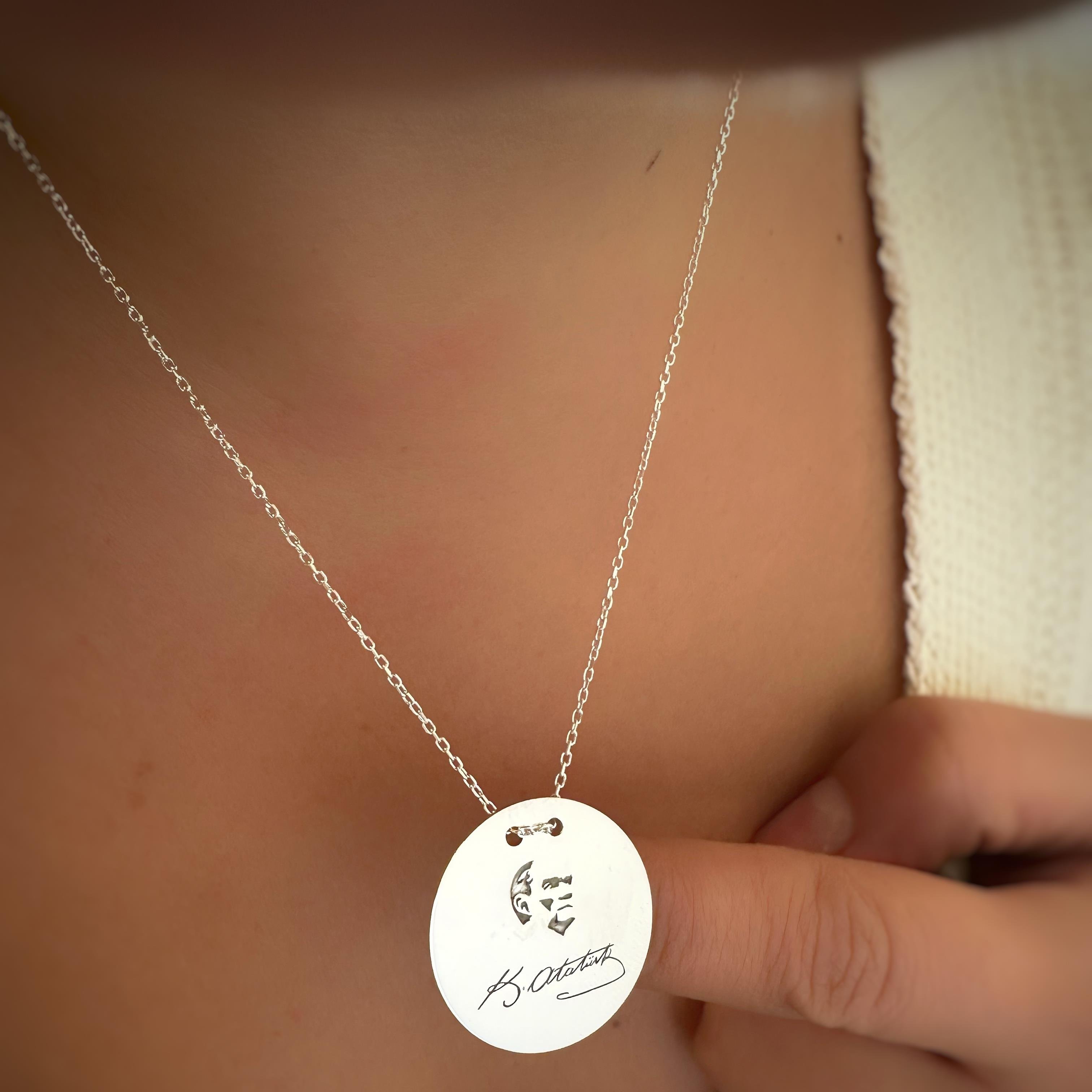 Kemal Atatürk Portre Gümüş Kolye