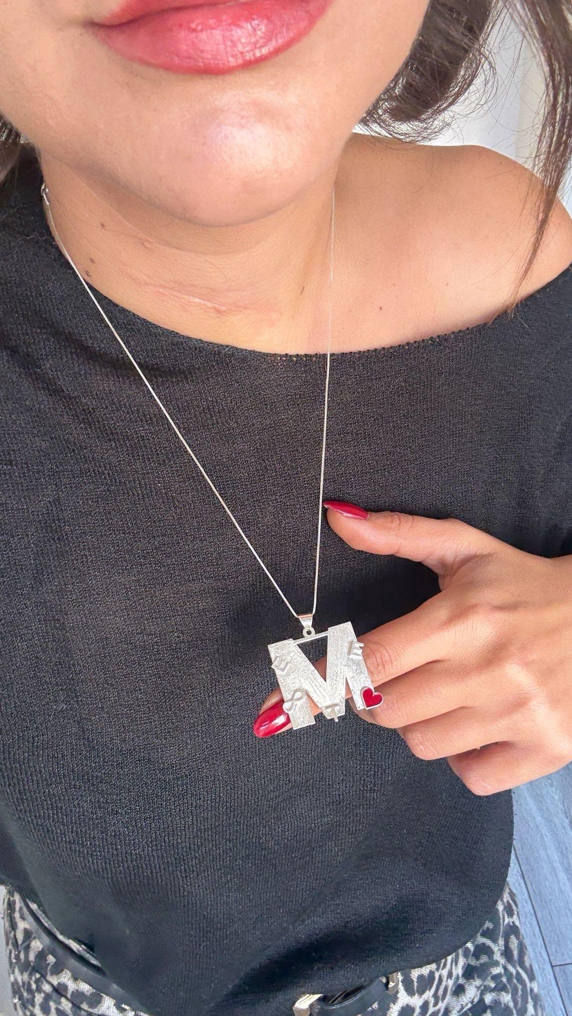 Kırmızı Kalp ve Sonsuzluk Detay Büyük Harf İsim Gümüş Kolye