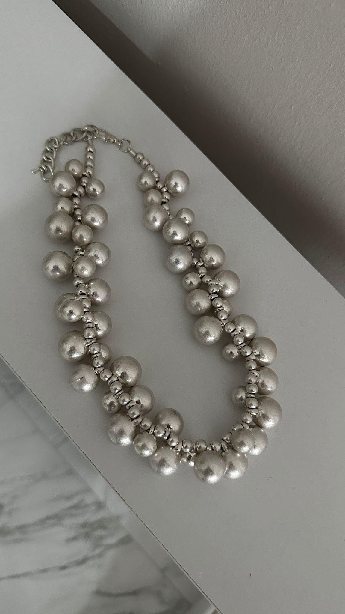 Mat Silver Çoklu Topçuk Kolye