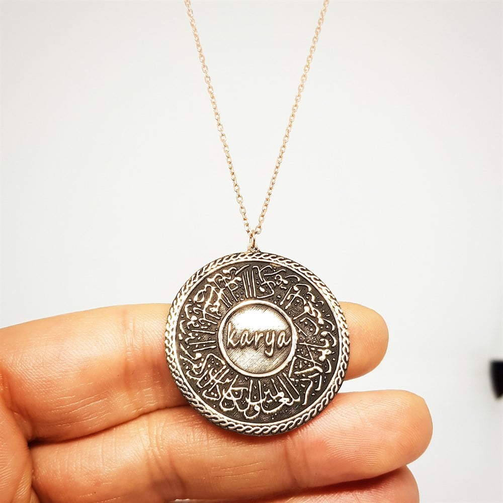 NAZAR DUALI İSİMLİ PLAKA GÜMÜŞ KOLYE