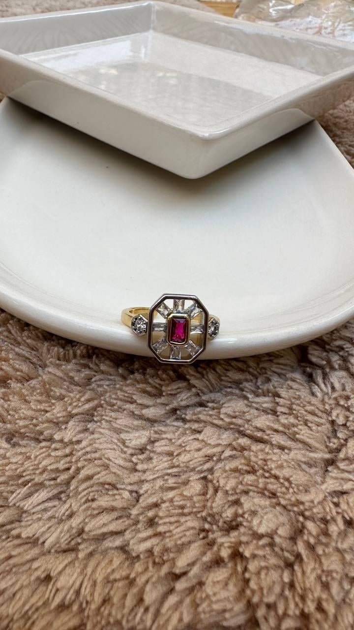 Pembe - Yeşil Baget Taşlı Altıgen Yüzük 