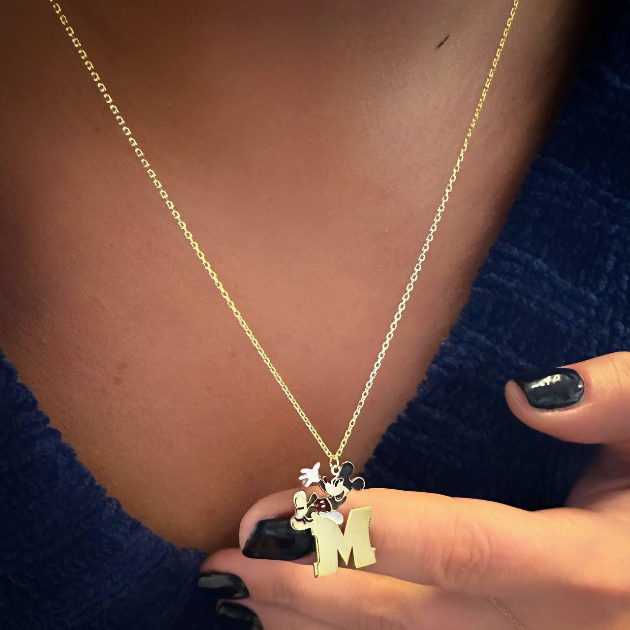 Renkli Mickey Mouse Harfli Gümüş Kolye