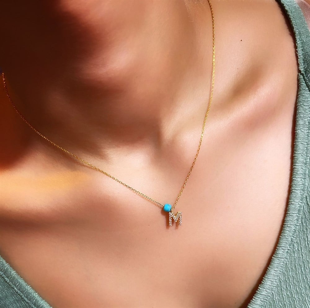 Turkuaz Boncuklu Taşlı Harf Gümüş Kolye