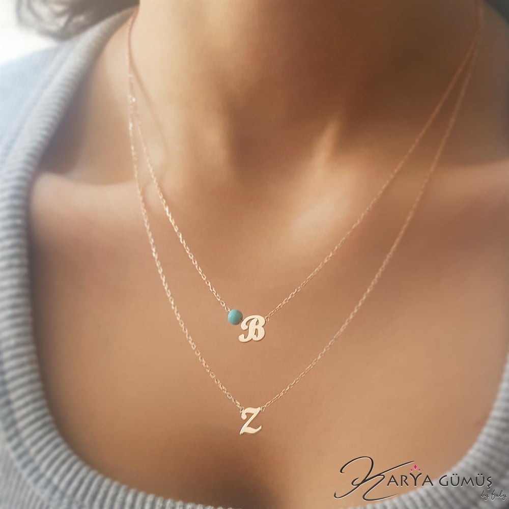 TURKUAZ TAŞLI İKİLİ HARF GÜMÜŞ KOLYE