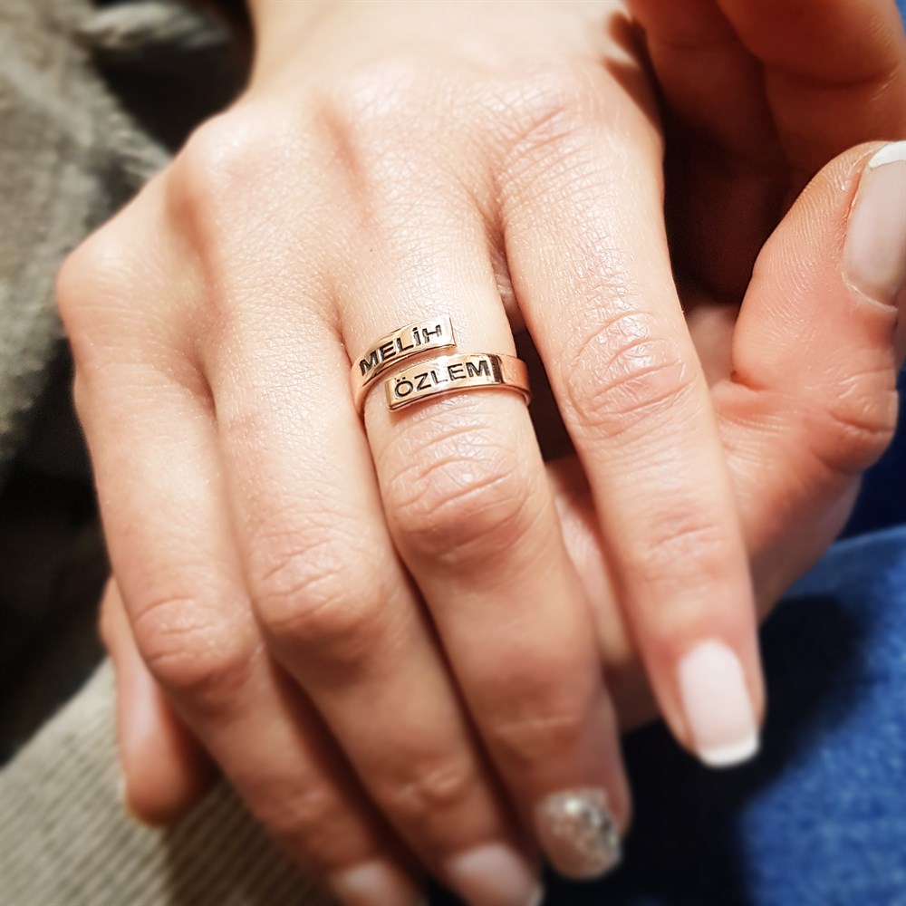 Yeni Sarmal İsimli Gümüş Yüzük