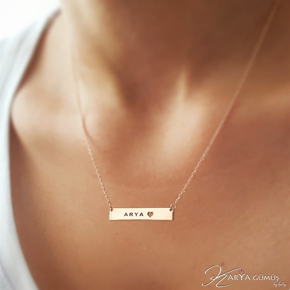 YENİ YATAY İSİMLİ İÇİ BOŞ KALP GÜMÜŞ KOLYE