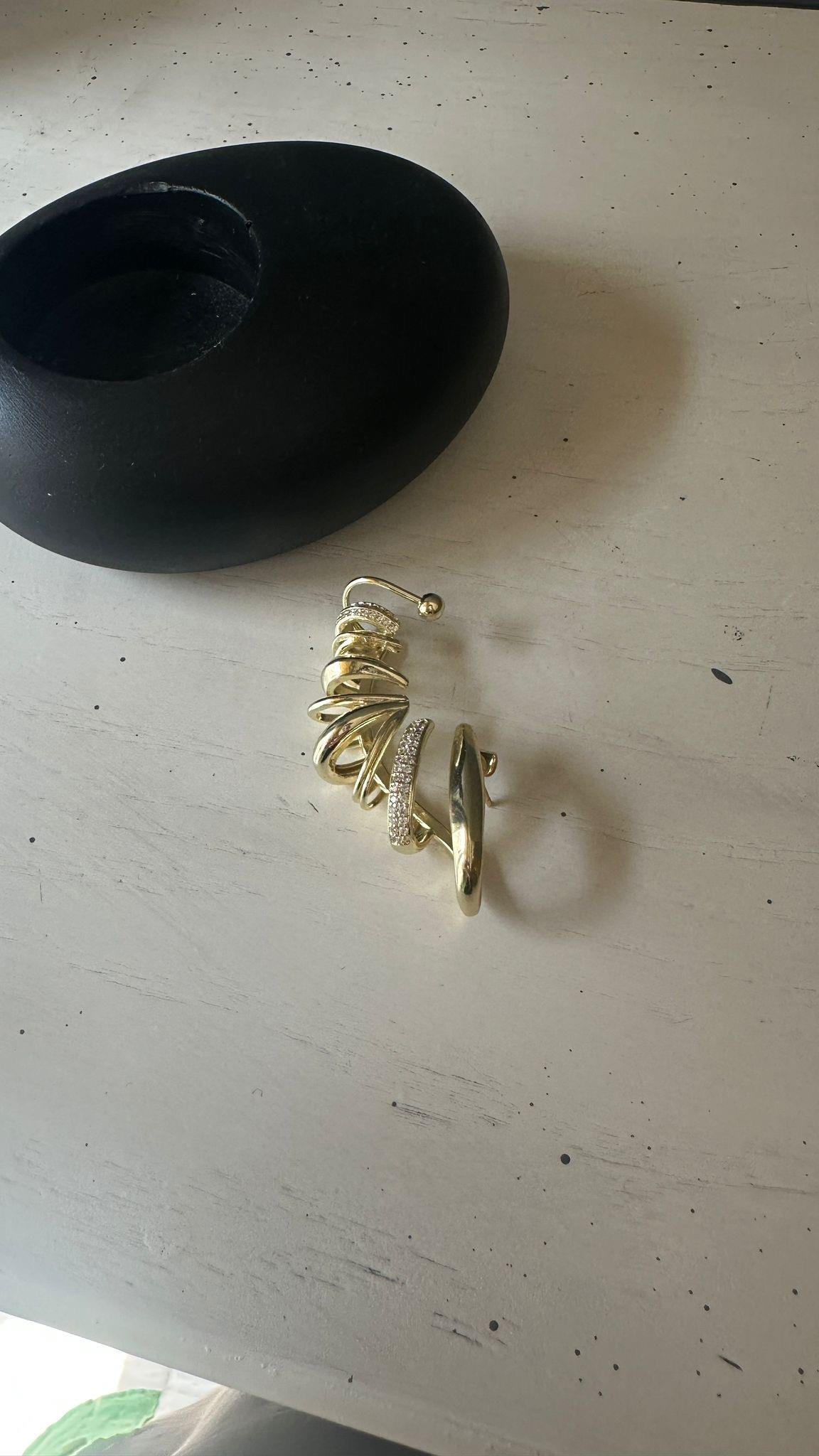 Zirkon Taşlı Çoklu Görünüm Kıkırdak Küpe