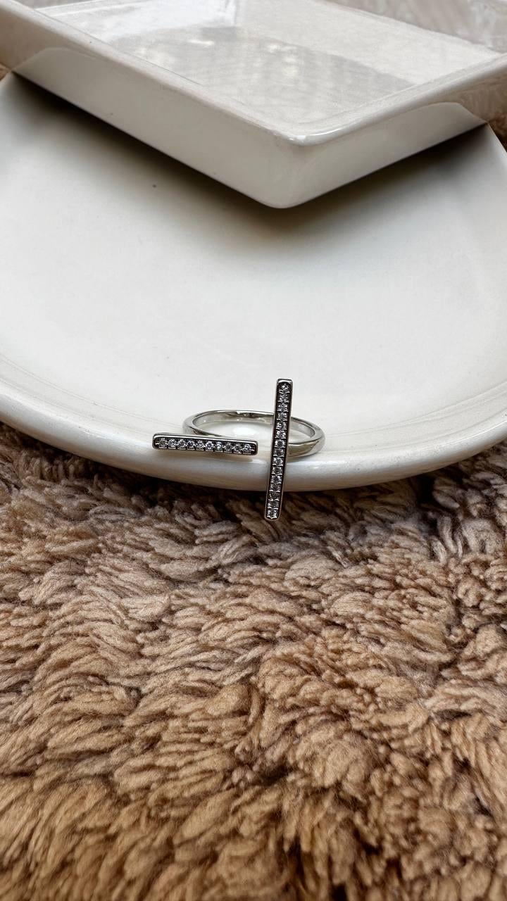 Zirkon Taşlı Çubuk Yüzük