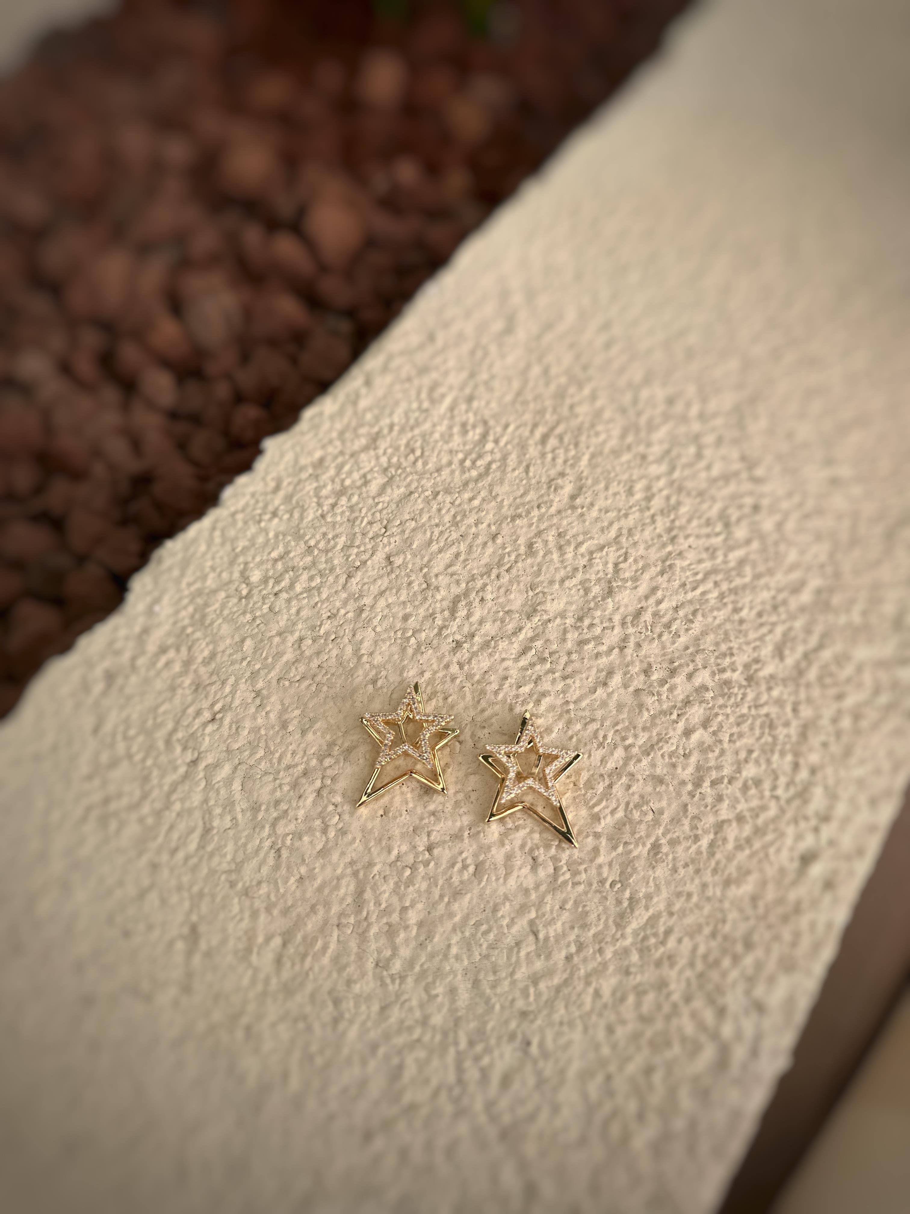 Zirkon Taşlı İkili Yıldız Çelik Küpe