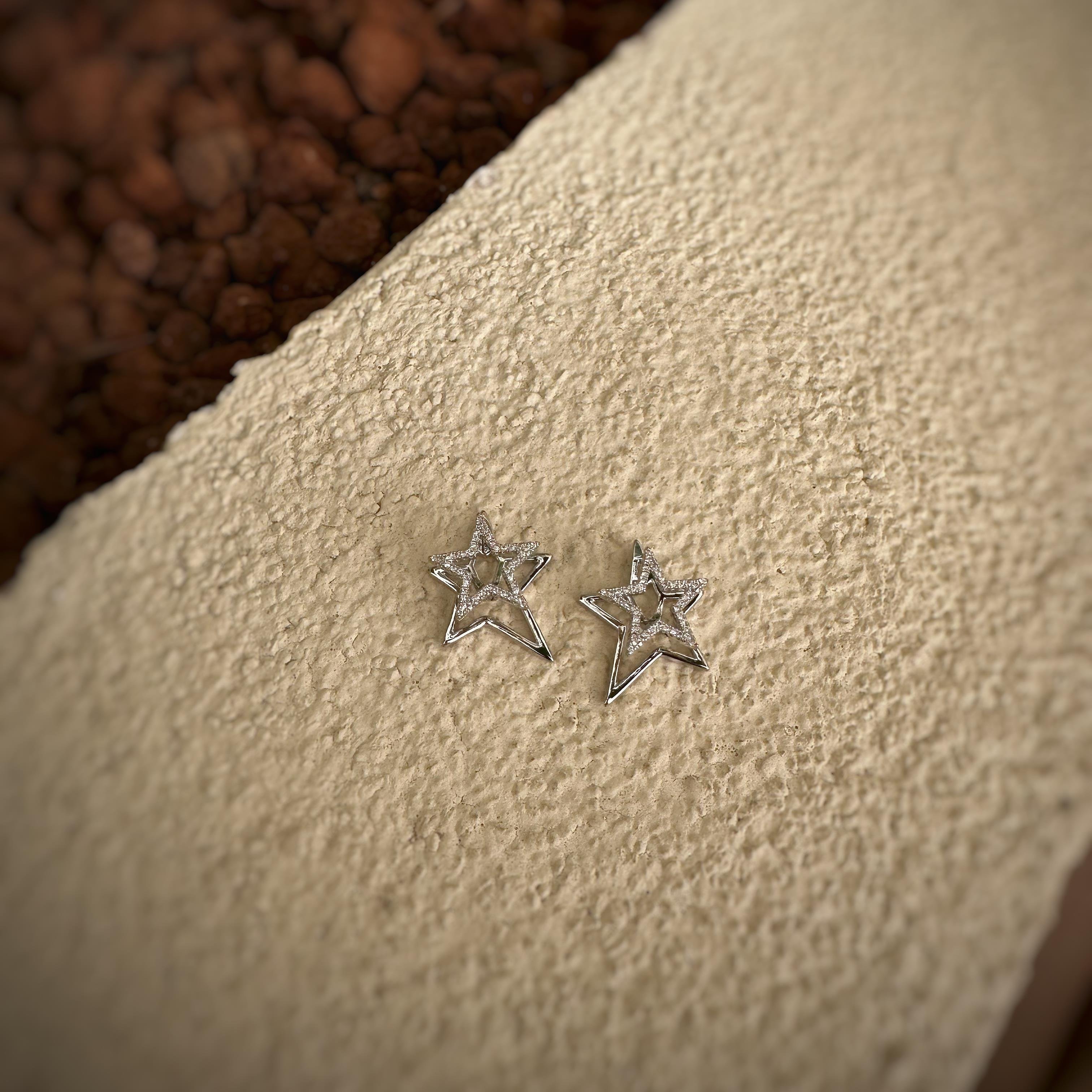 Zirkon Taşlı İkili Yıldız Çelik Küpe