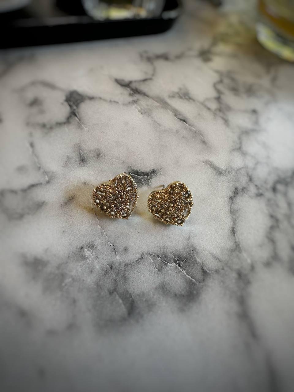 Zirkon Taşlı Kalp Çelik Küpe 