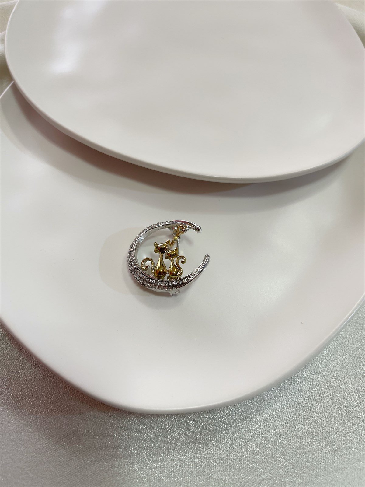 Zirkon Taşlı Kedicik ByFuly Broş