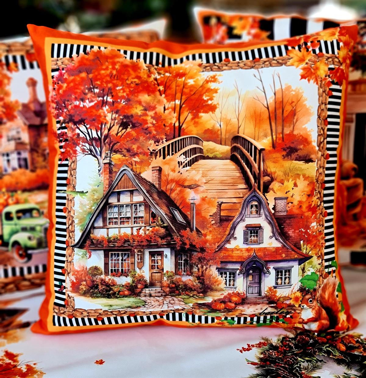 Autumn Village kırlent kılıf