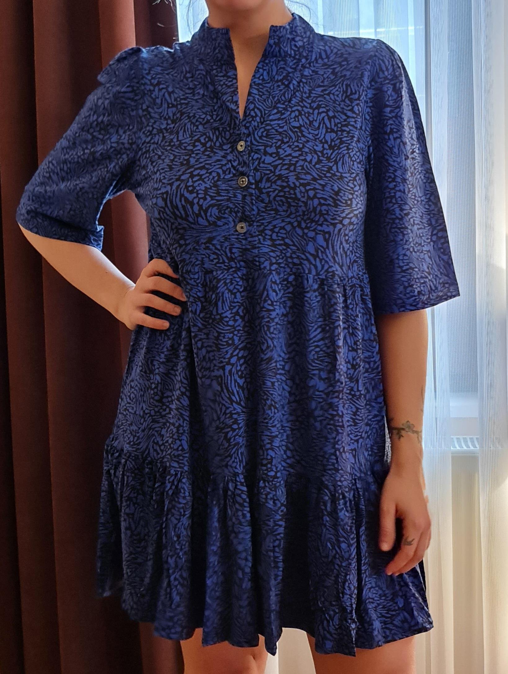 blue düğmeli elbise