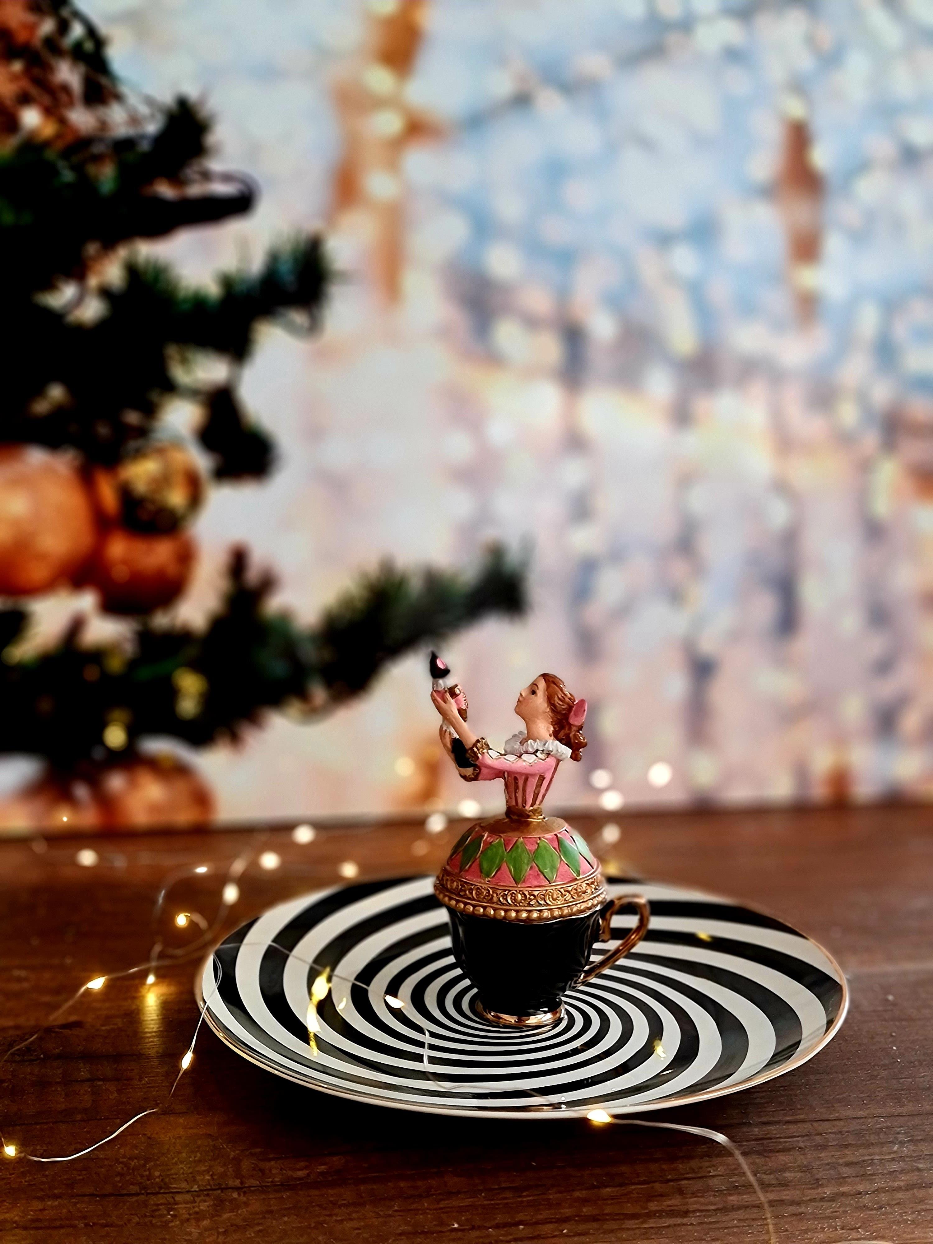 Clara fincanlı tabak pink 29 cm