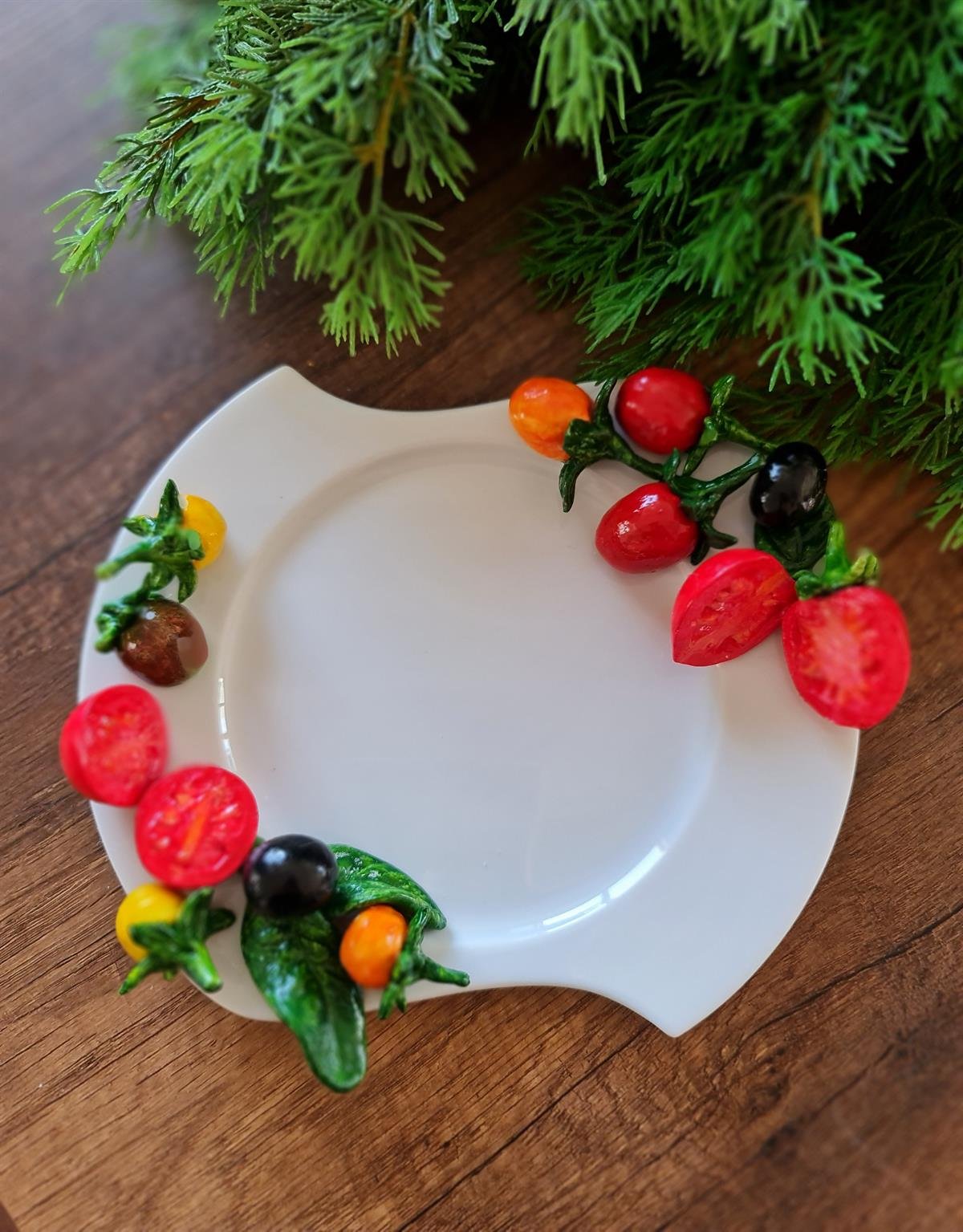 Domates servis sunum