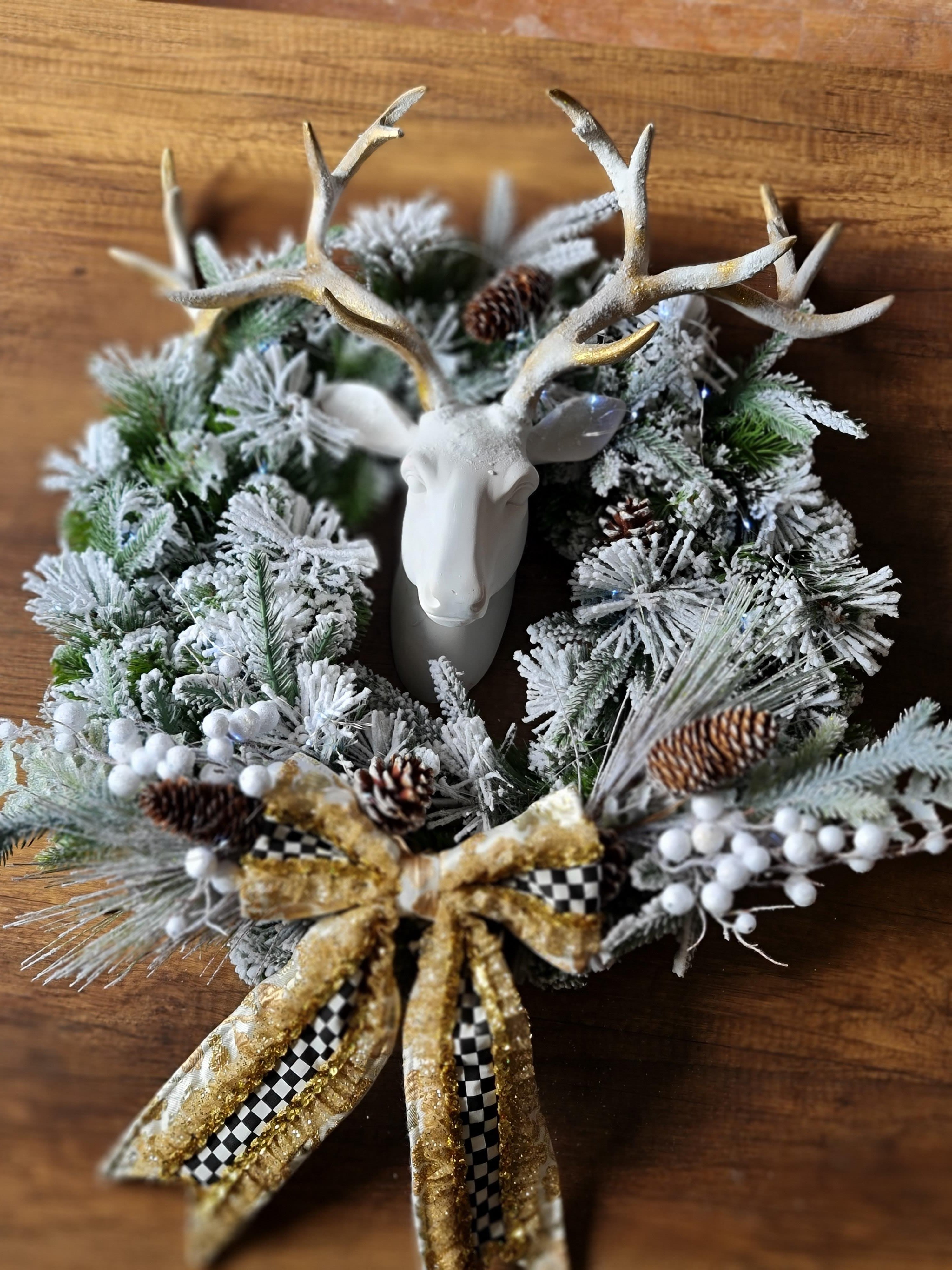 geyikli karlı çelenk 65 cm