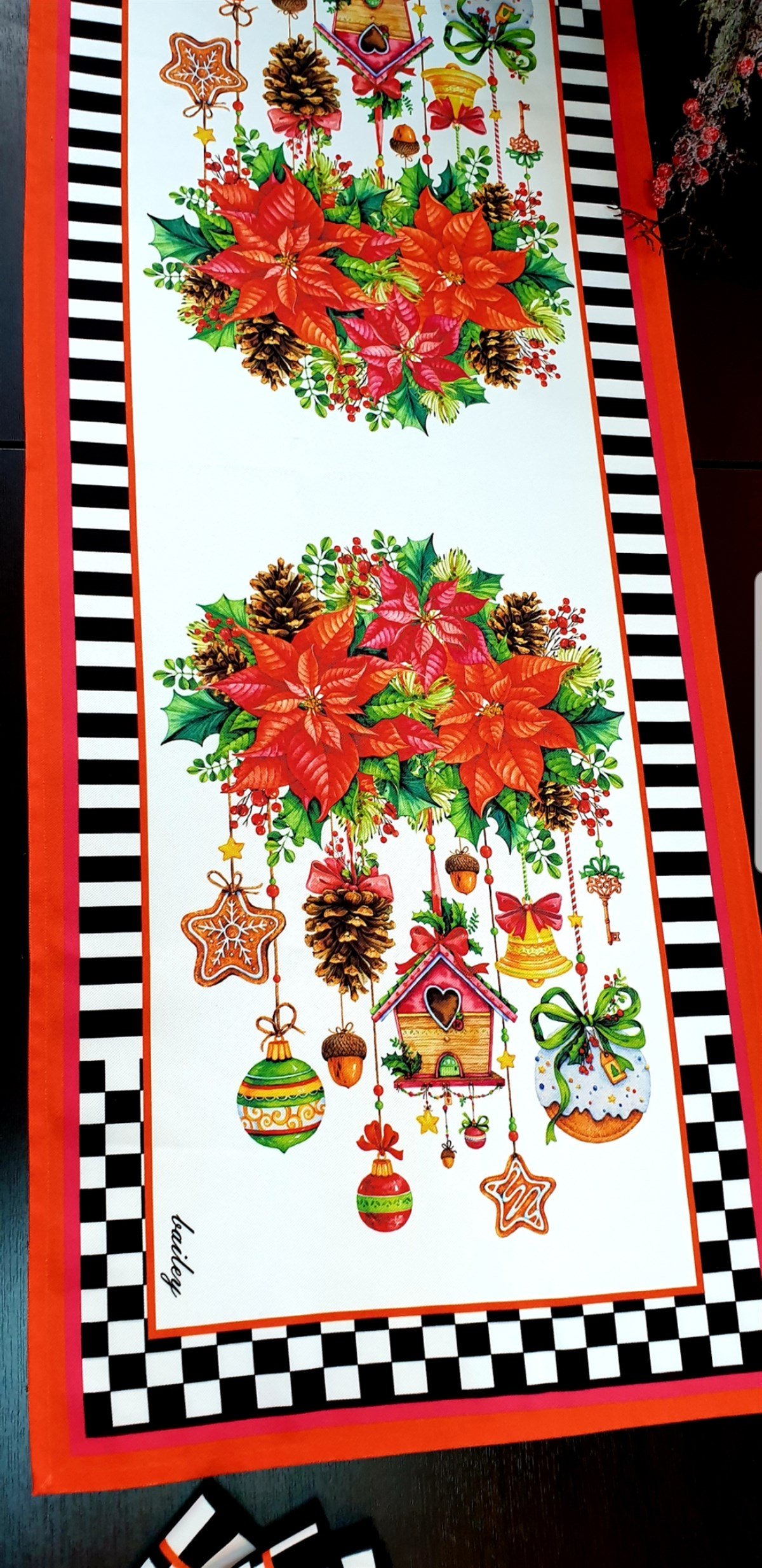 happy jolly christmas runner