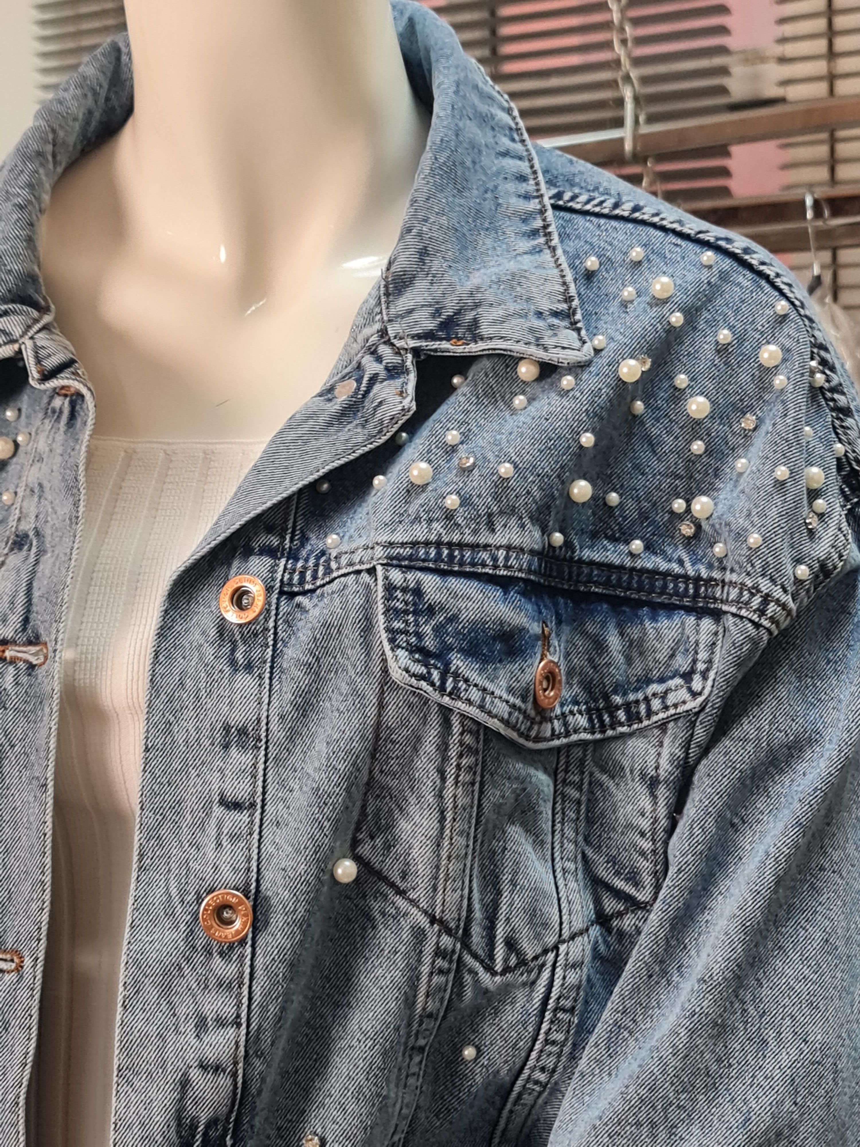 inci detaylı kar yıkama mont