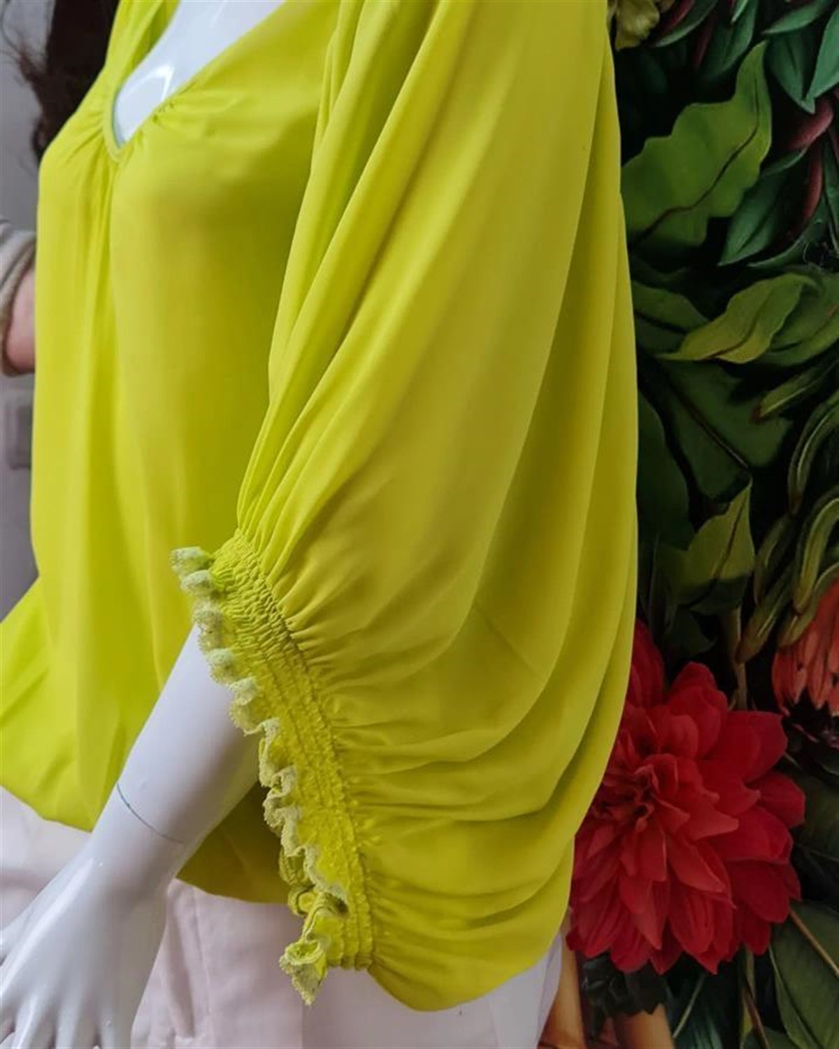 lime kol detaylı bluz