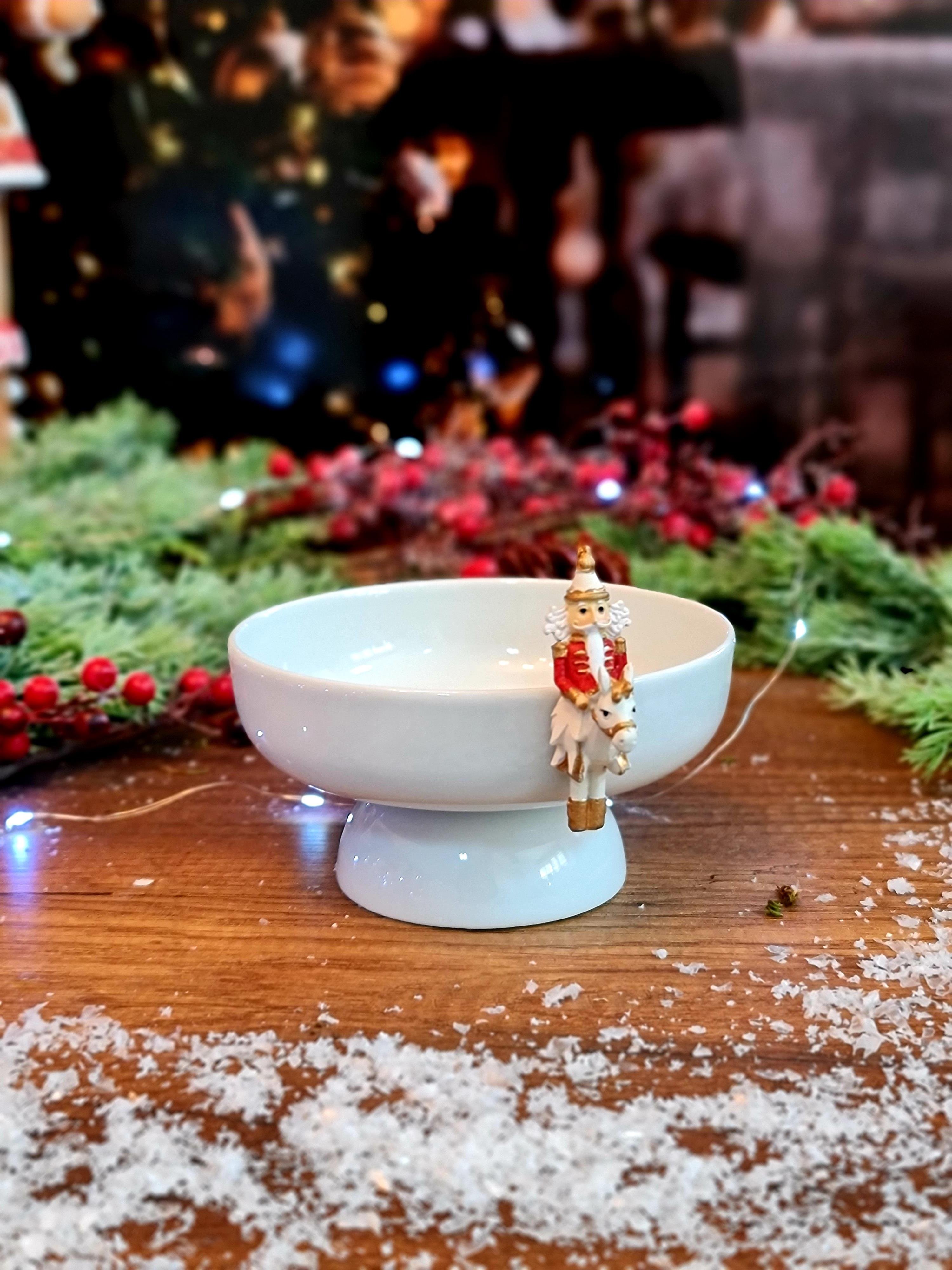 Nutcracker ayaklı kase 15 cm