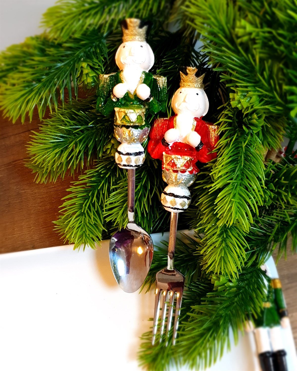 Nutcracker çatal kaşık servis