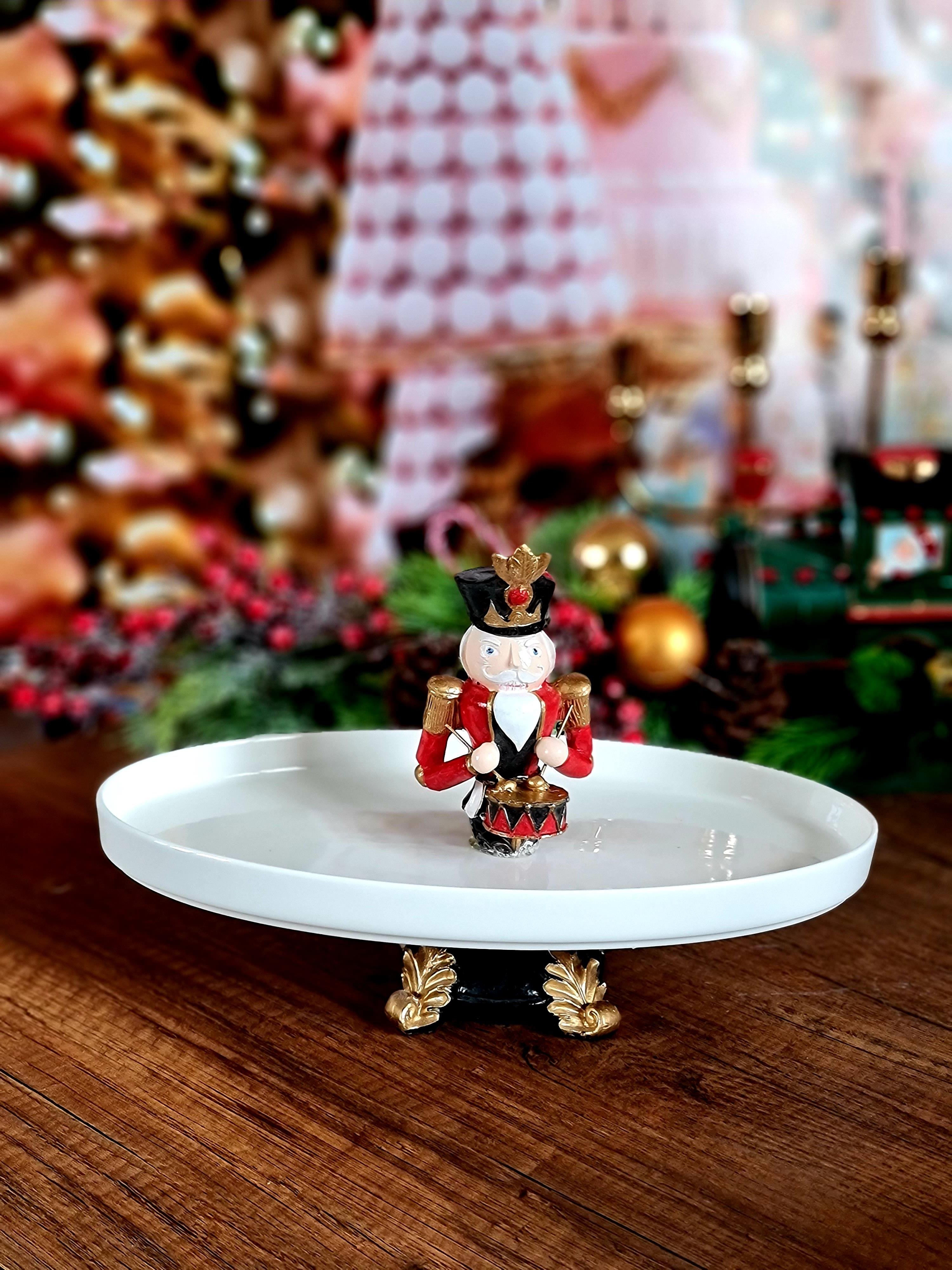 nutcracker oval tabak