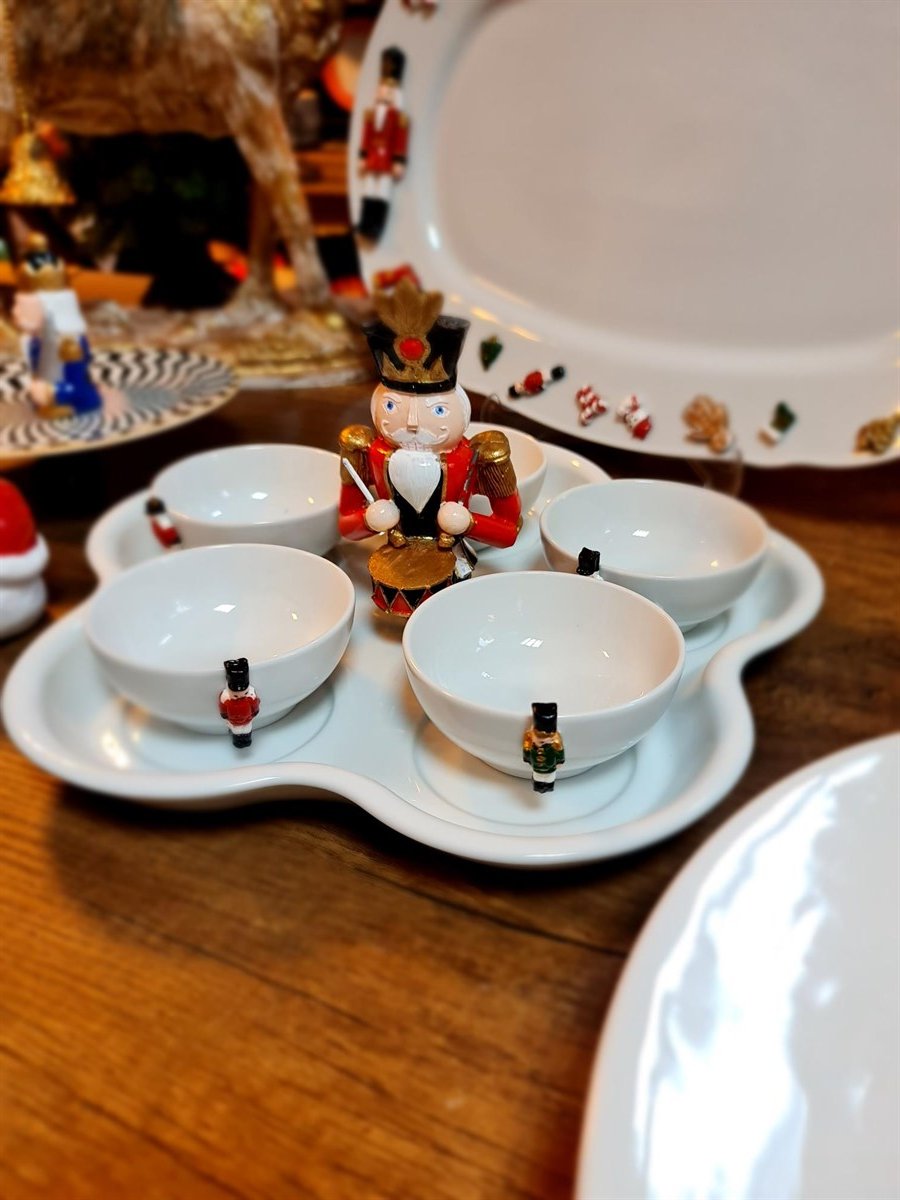 Nutcracker sosluk reçellik kırmızı