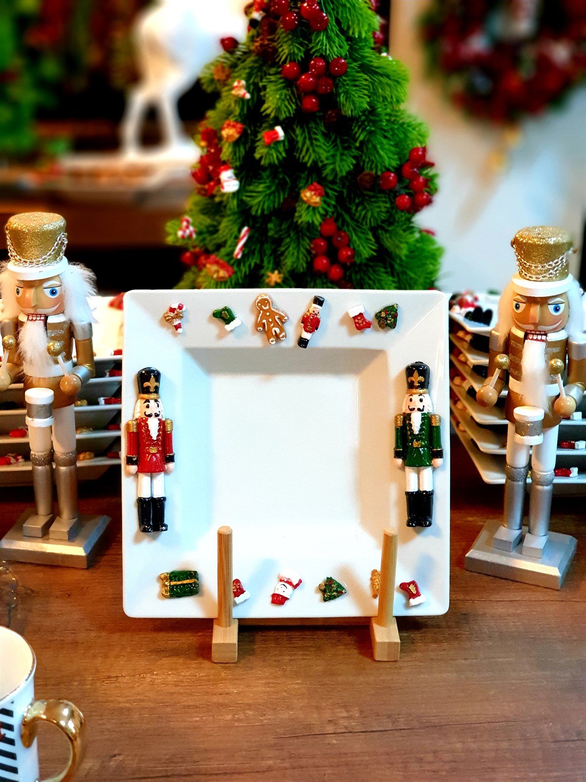 NUTCRACKER&CHRİSTMAS TOYS 22 cm kase