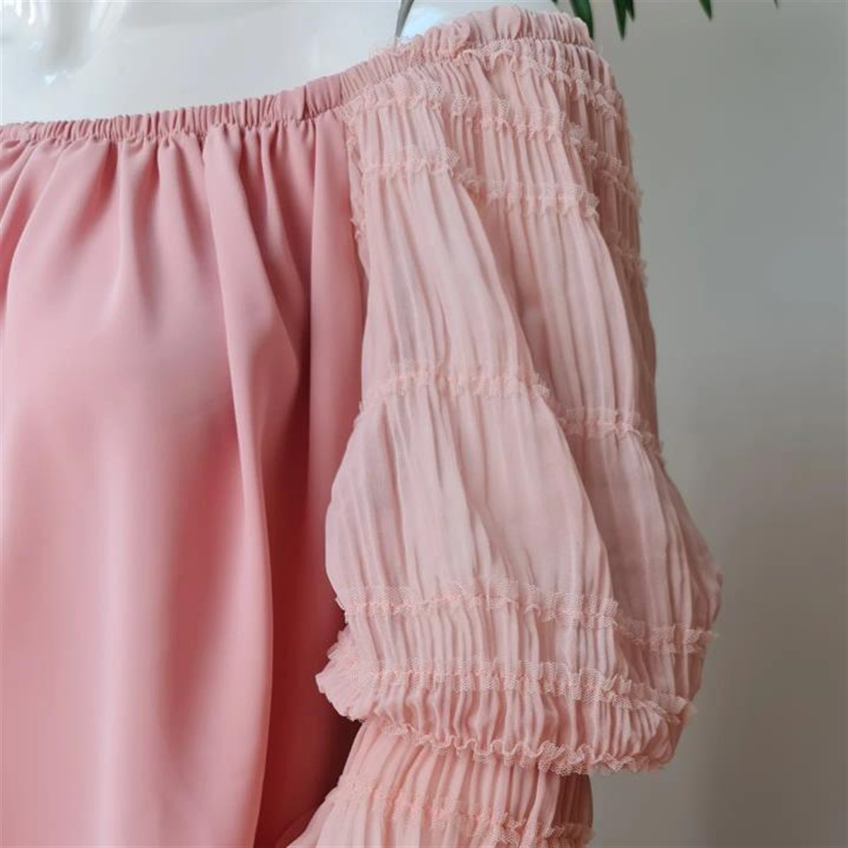 pembe crep kol gipeli şifon bluz